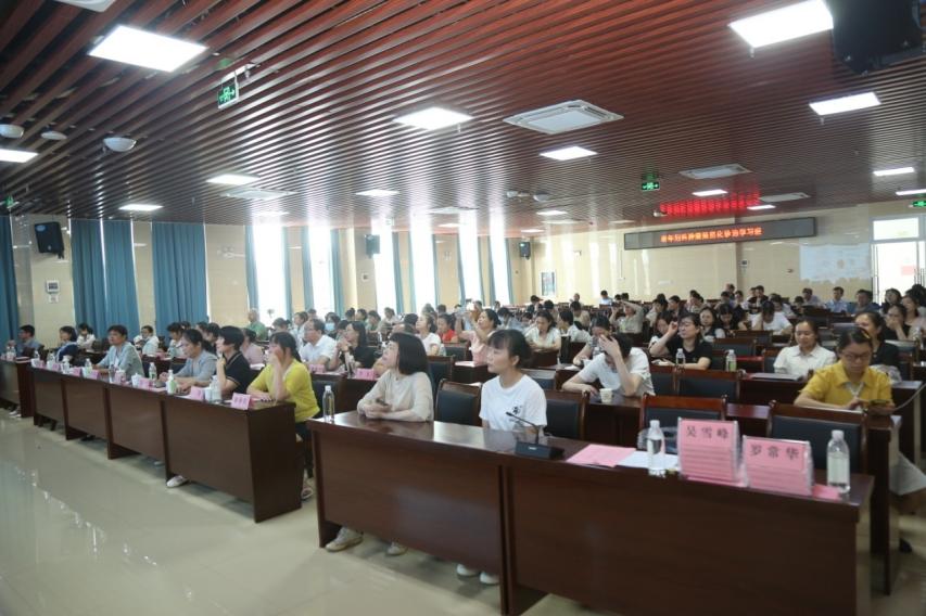 玉林市红十字会医院成功举办老年妇科肿瘤规范化诊治学习班暨2026年玉林市妇科内镜技术诊疗质量控制培训班