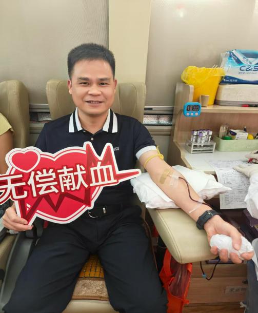 汇聚爱心力量 共护生命健康   无偿献血倡议书